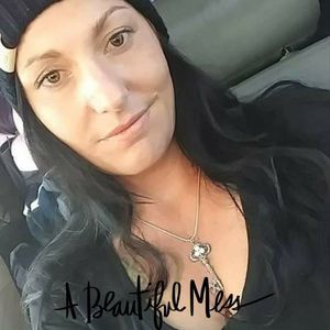 Meet your Posher, Chelsie